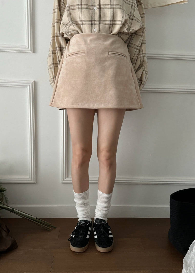 Auver_Fit - Korean Women Fashion - #womensfashion - Suede Drop Mini Skirt - 12
