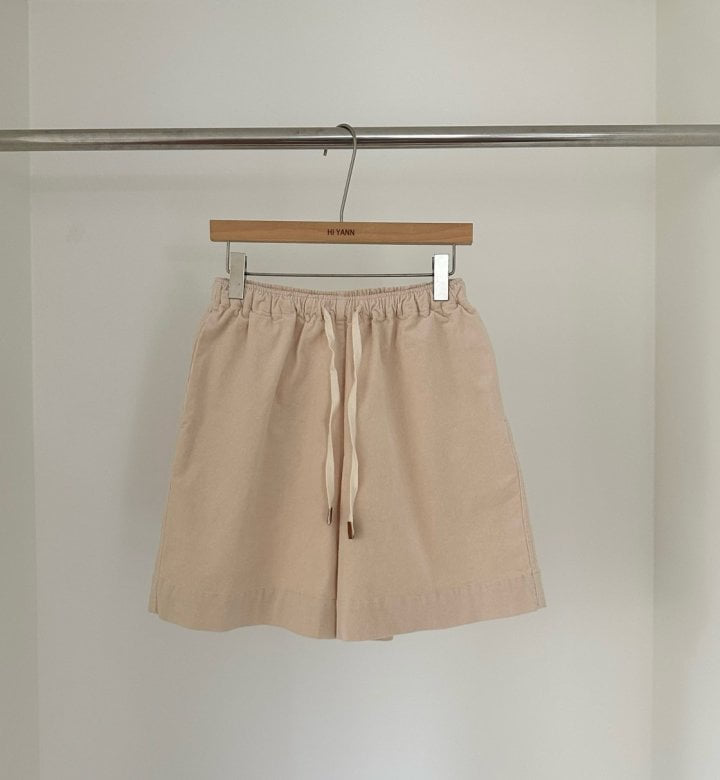 Hiyann - Korean Women Fashion - #womensfashion - Corduroy Sub Half Pants