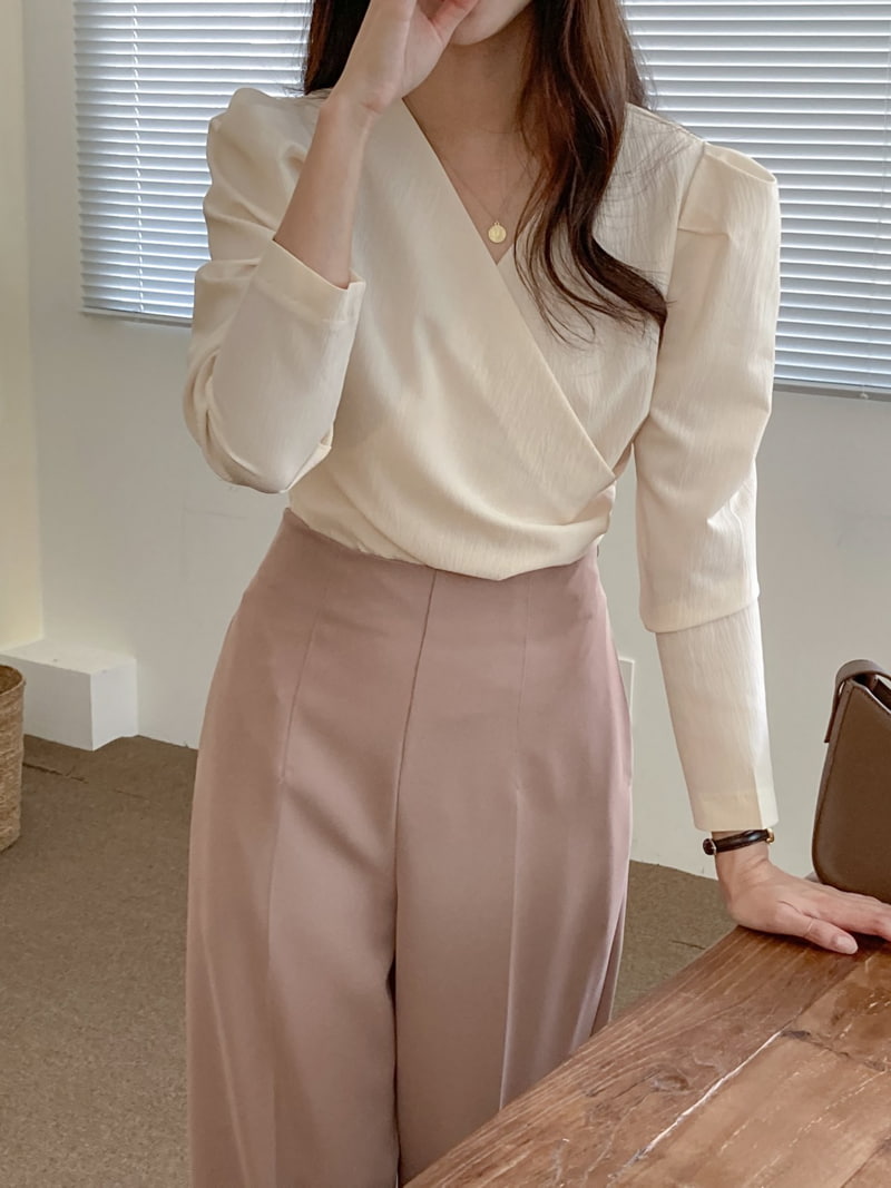 J dew - Korean Women Fashion - #momslook - Viva Blouse - 2