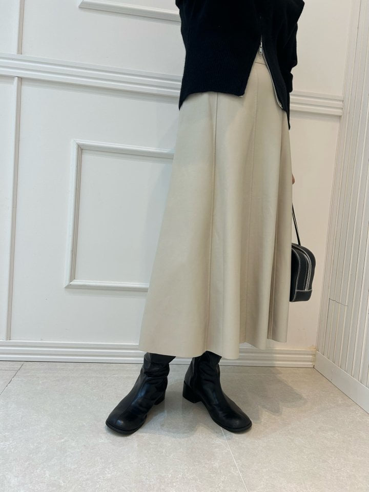 Pearls room - Korean Women Fashion - #vintagekidsstyle - Fake Leather Skirt - 3