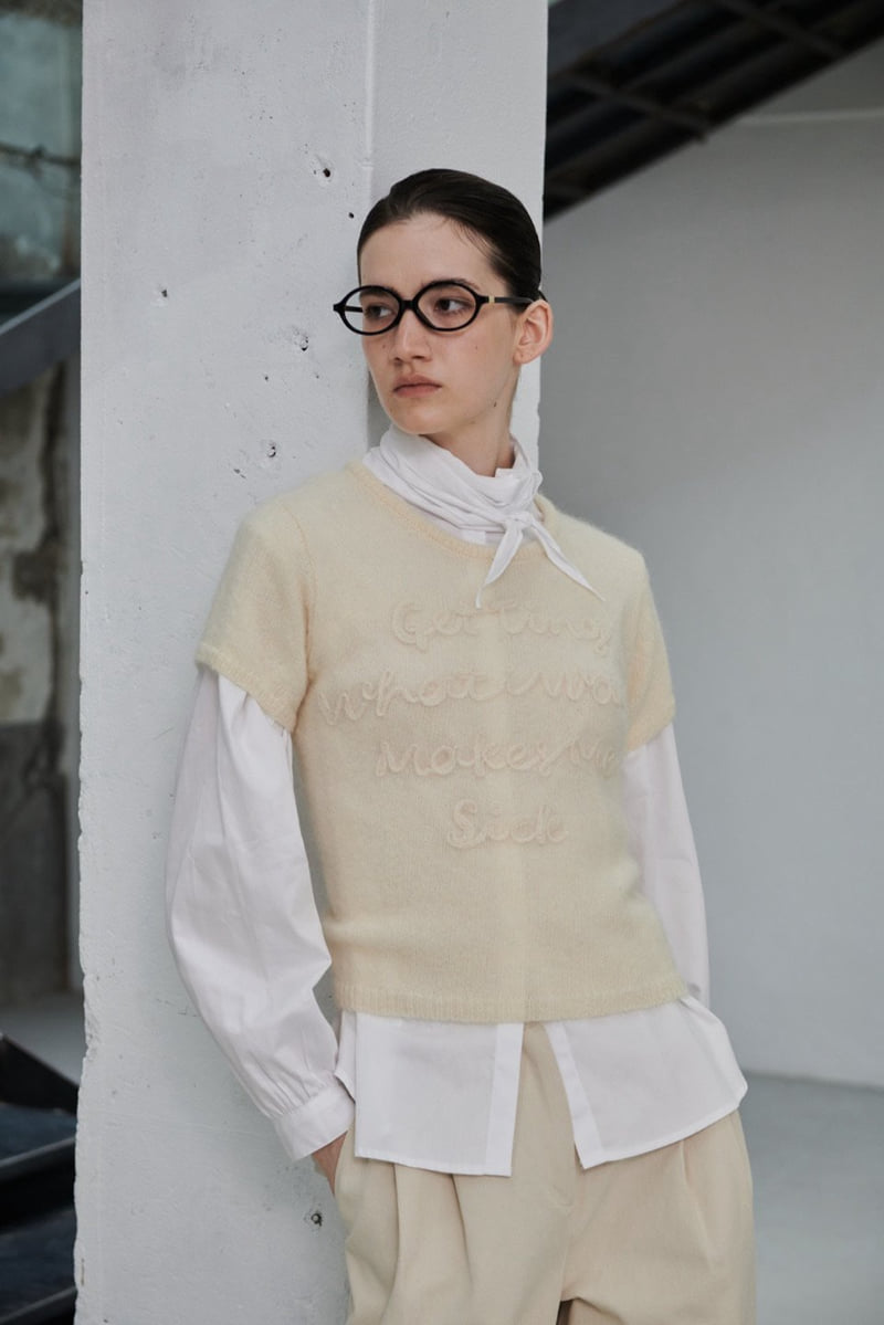 Unbound - Korean Women Fashion - #momslook - Lettering Short Sleeved Knit Tee - 2