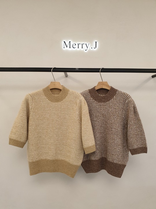 Milky Half Turtleneck Knit Pullover
