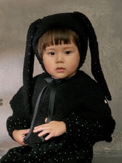 Mew Mew Black Cape