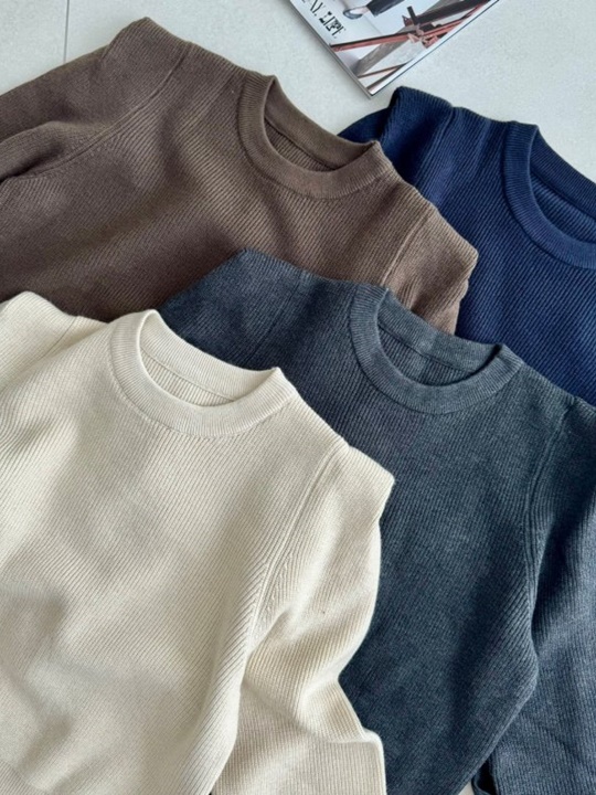 Shoulder Up Knit Pullover