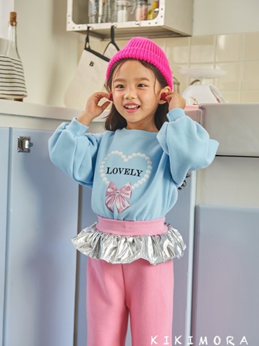 Lovely Pearl Sweatshirt
