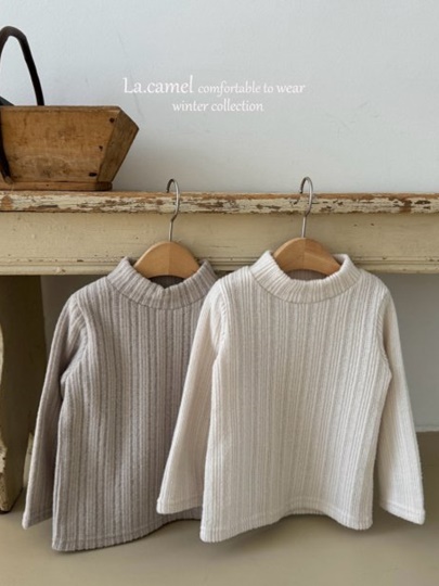 Yuyu Turtleneck Tee