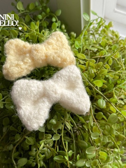 Snowflake Ribbon Pin