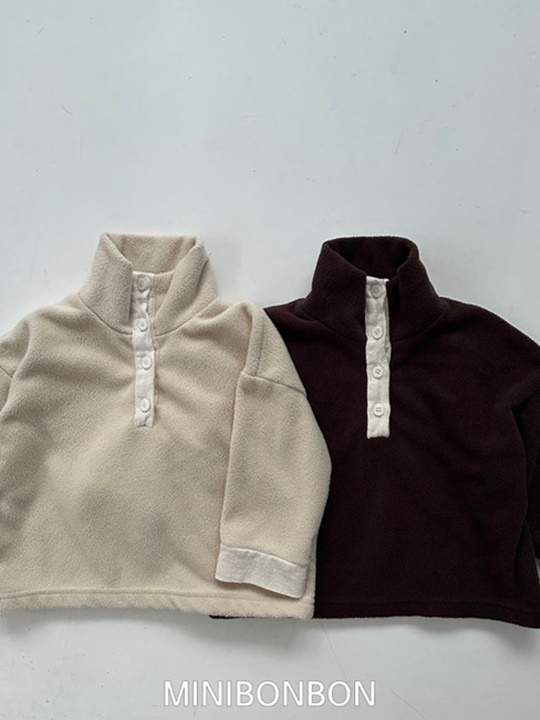 Table Tee