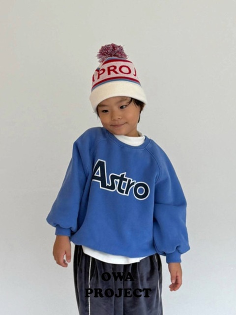 Astro Sweatshirts