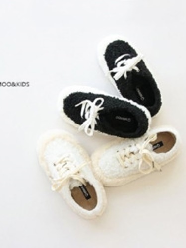 Liz Fleece Sneakers