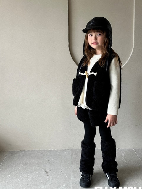 Cream Dumble Vest