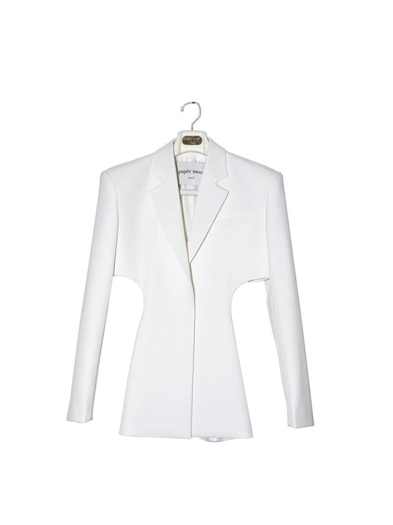 Paper Moon - Korean Women Fashion - #vintagekidsstyle - Squared Shoulder Cutout Waist etail Minimal Blazer - 2