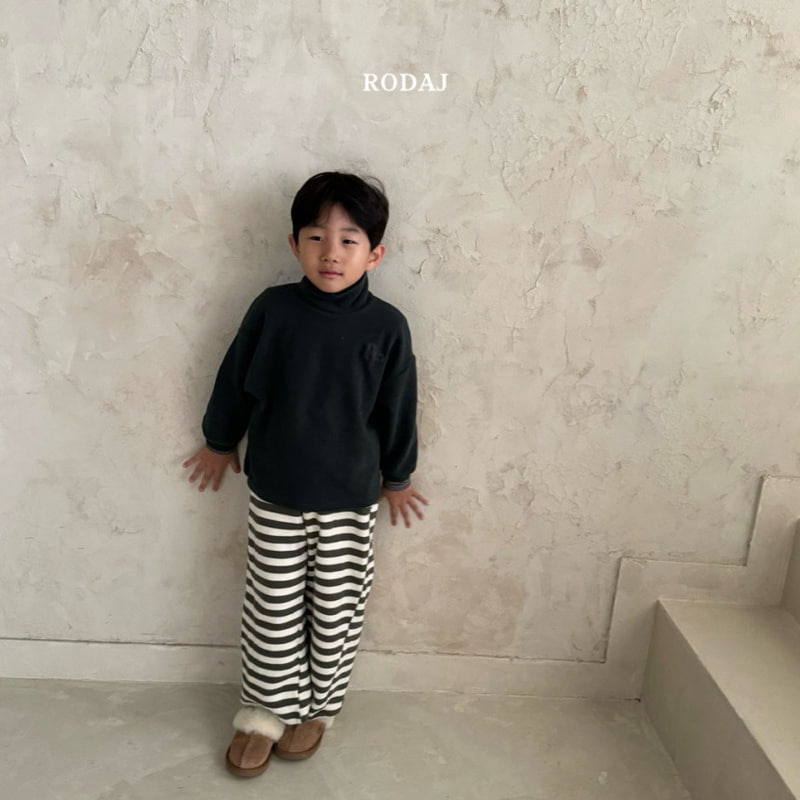 Roda J - Korean Children Fashion - #kidzfashiontrend - Lo Turtleneck Tee - 10