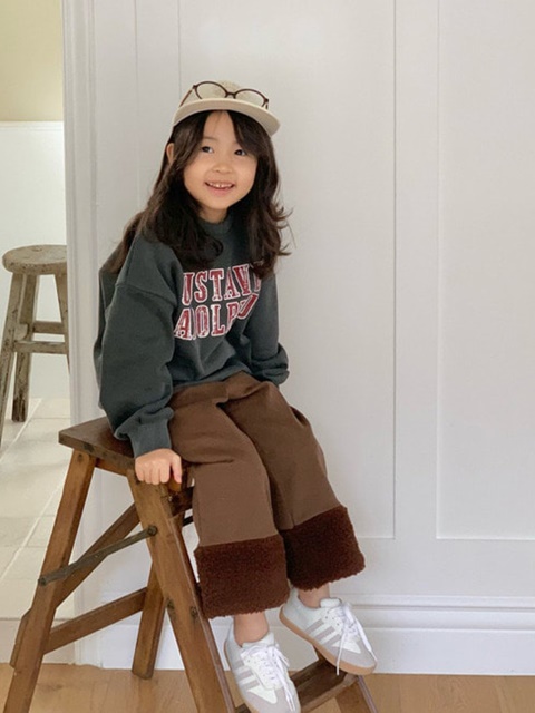 Winter Pigment Sweatshirt