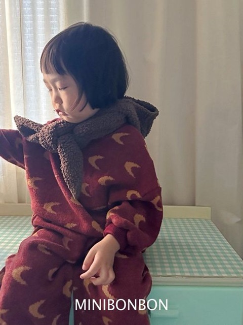 Moon Warm Sweatshirt