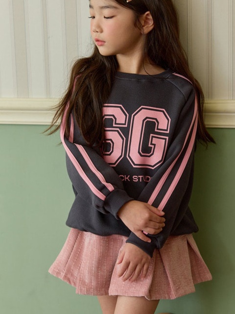 Studio Sweatshirt