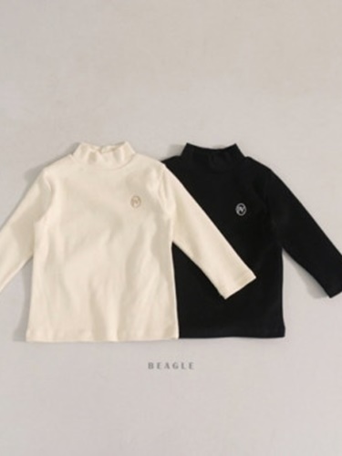 Embroidery Half Turtleneck Tee