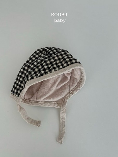 Bebe B Pudding Bonnet