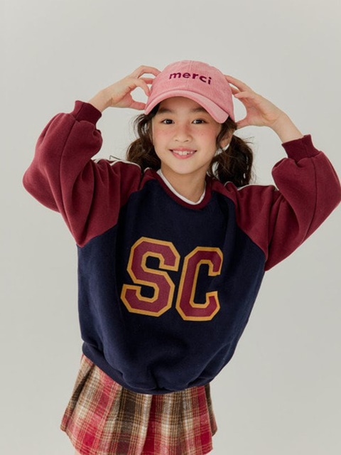Tape Raglan Sweatshirt