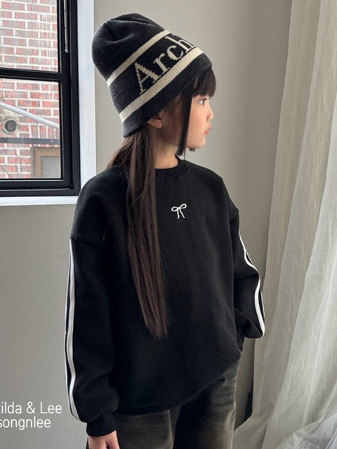 Ribbon Tape Sweatshirt