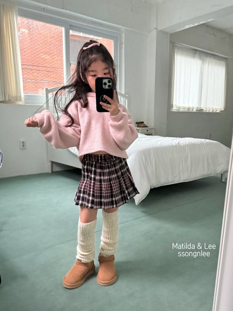 Check Pleated Skirt