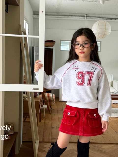 97 Raglan Sweatshirt