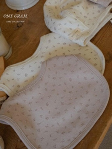 Eva Bib