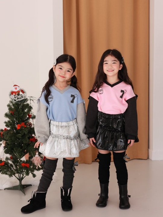 7 V Neck Sweatshirts