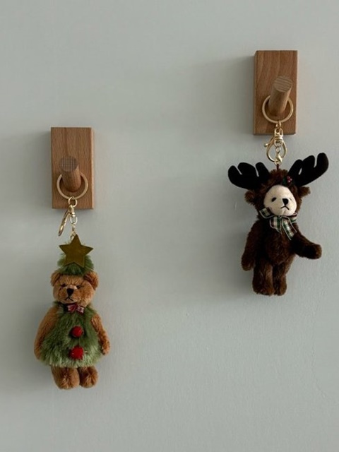 Merry Bear Keyring