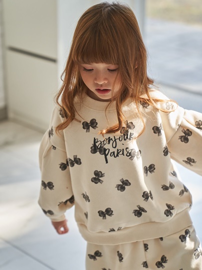 Ribbon Sweatshirts