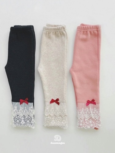 Fleece Cancan Lace Leggings