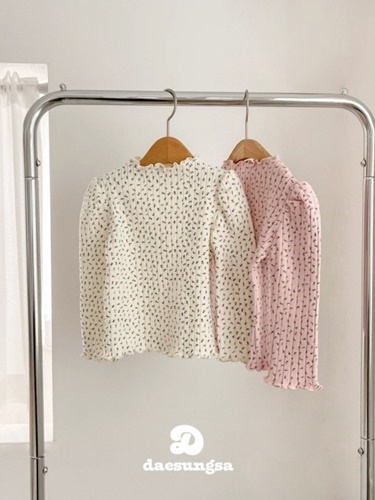 Peach Rose Wave Flower Tee