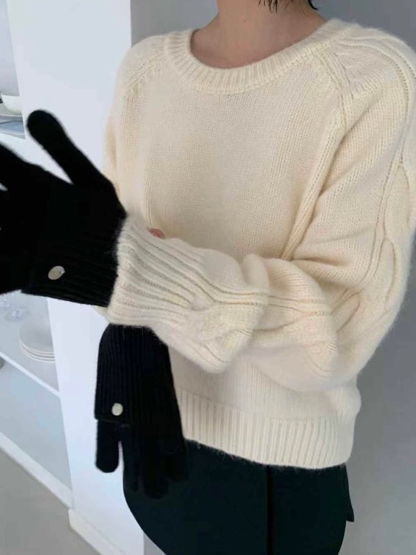 Deco Round Knit Sweater
