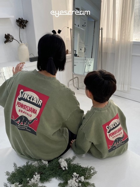 Dino Pigment Sweatshirts with Mom