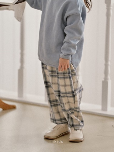Curly Pants