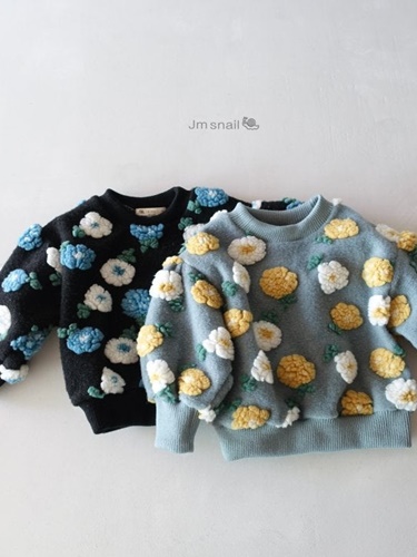 Art Flower Tee