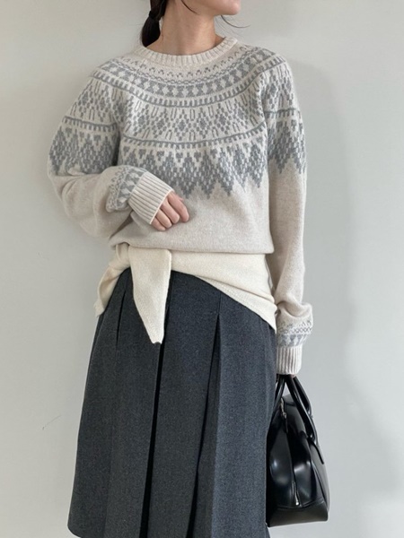 Noric Round Knit Sweater