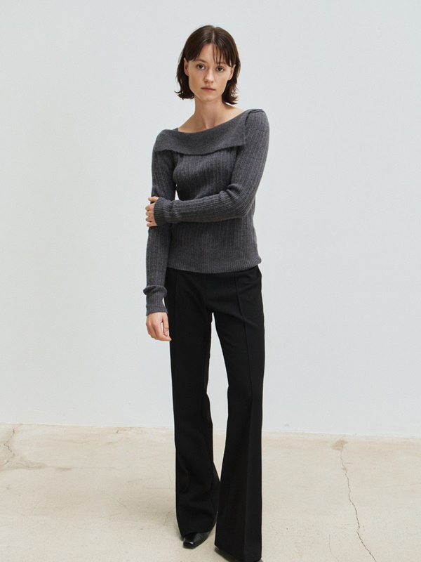 Brushed Pintuck Bootscut Slacks