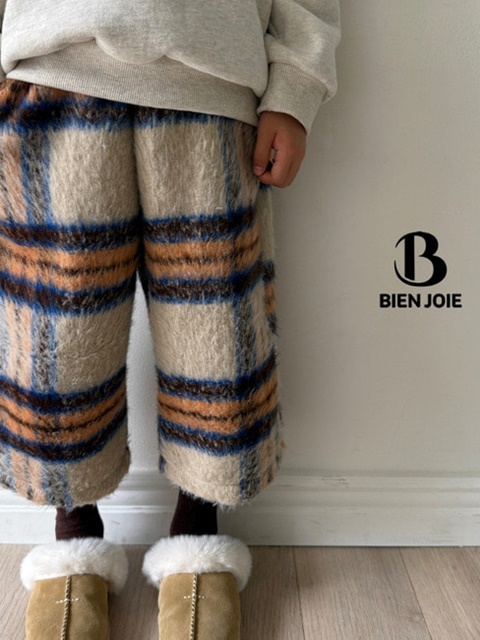 Gallery Pants