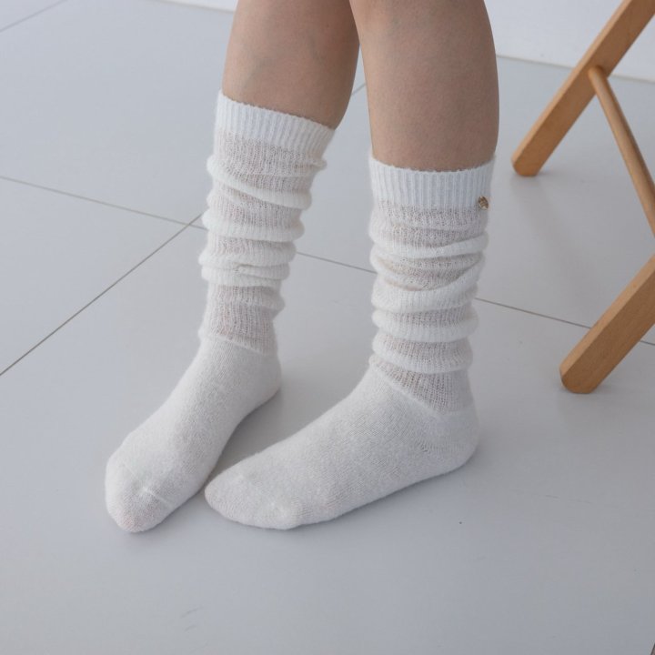 Eeiitt - Korean Women Fashion - #thelittlethings - Bocassi Charm Medal Wool Socks - 9