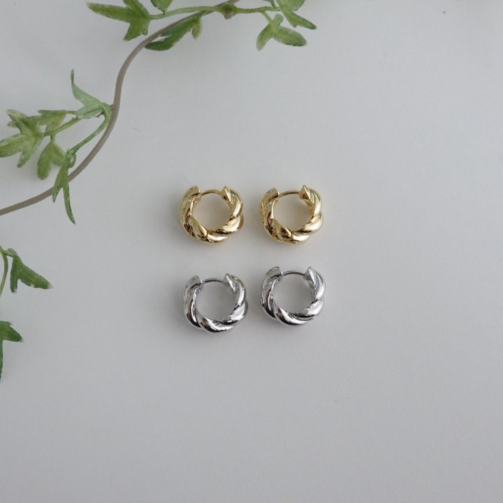 Eeiitt - Korean Women Fashion - #vintagekidsstyle - Volume Loaf Twist Earring - 8