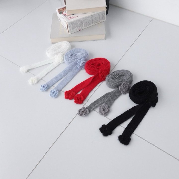 Eeiitt - Korean Women Fashion - #womensfashion - Slim Line Flower Muffler - 10