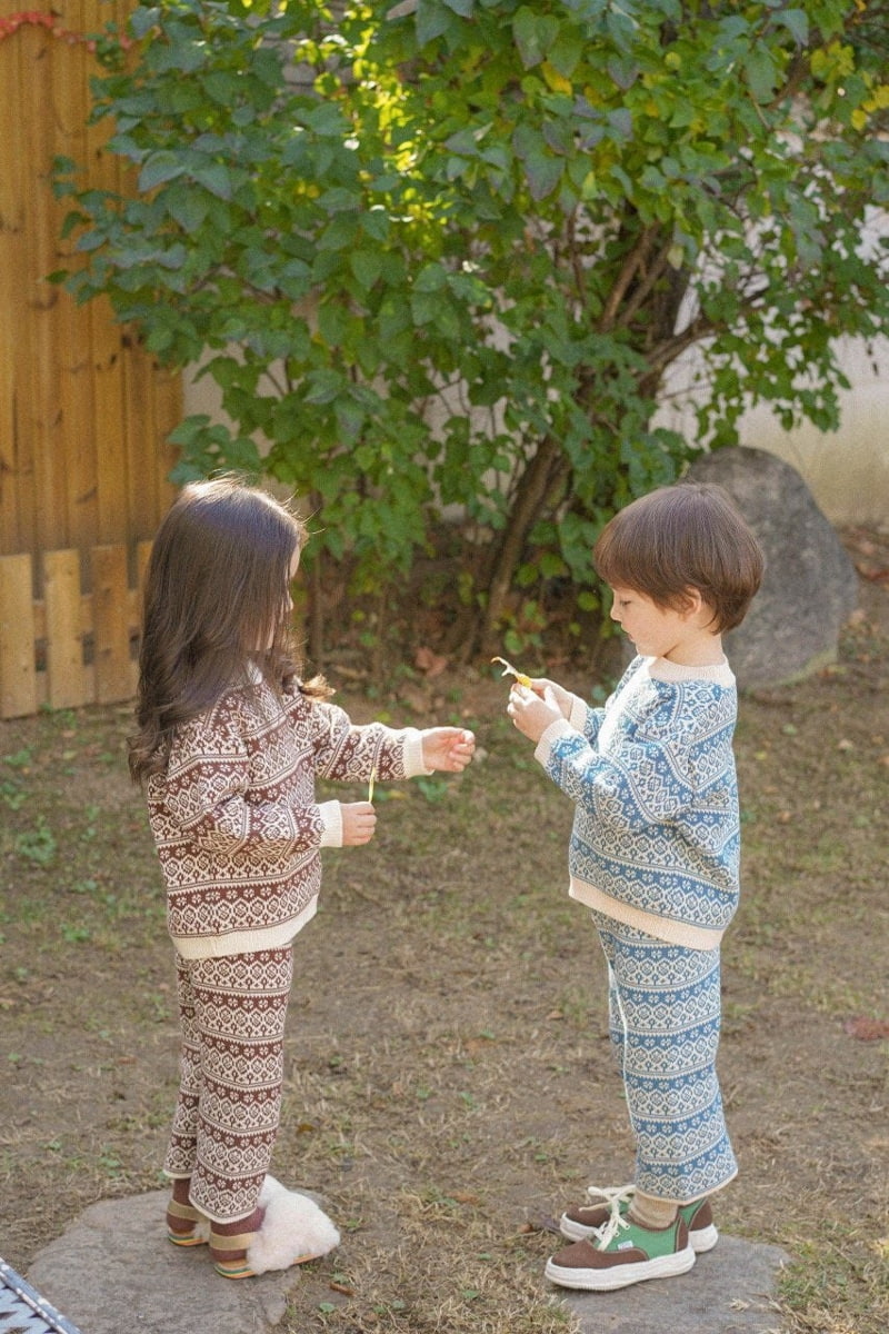 Moncher Chouchou - Korean Children Fashion - #magicofchildhood - Snowflake Top Bottom Set