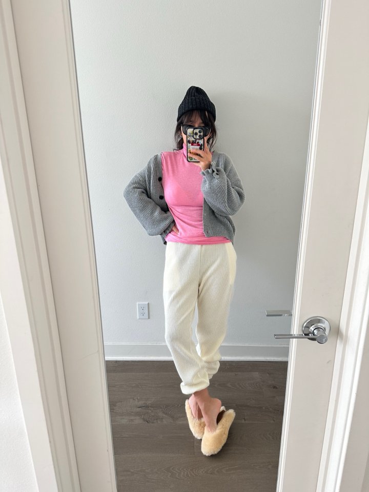Via - Korean Women Fashion - #momslook - Simple Turtleneck Tee - 5