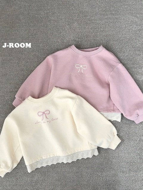 Ribbon Lace Crop Tee