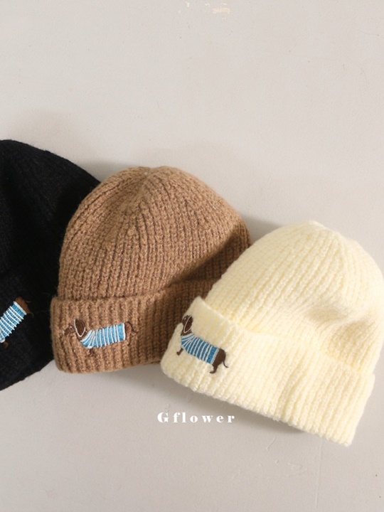 Embroidery Dachshund Beanie Embroidery Dachshund Beanie