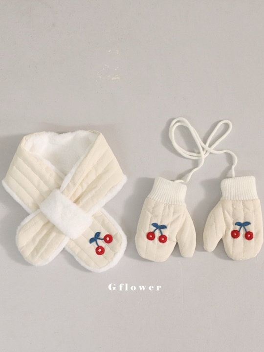 Flower Gloves Muffler Set Flower Gloves Muffler Set