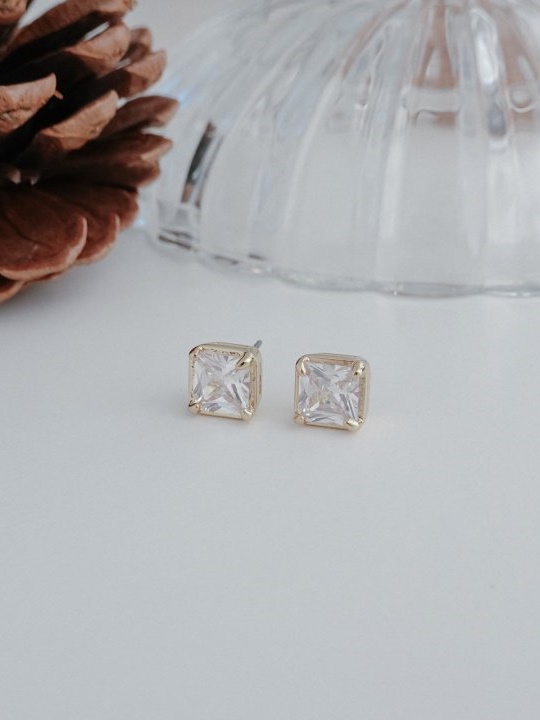 Rich Square Stone Cubic Earrings Rich Square Stone Cubic Earrings