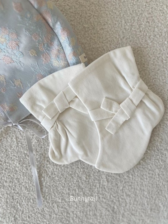 Silky Hanbok Beoseon Socks