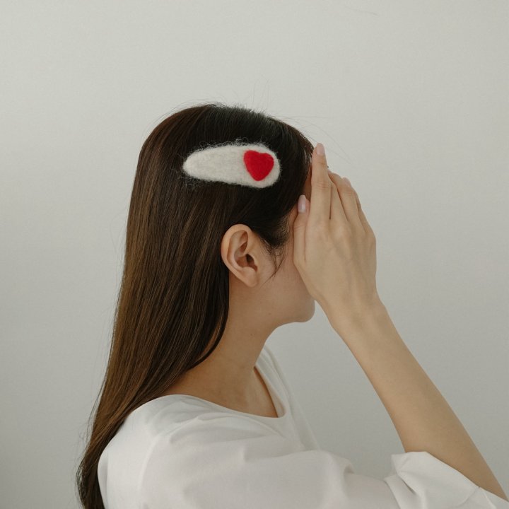 Eeiitt - Korean Women Fashion - #momslook - Big Pong Pong Heart Hairpin - 11